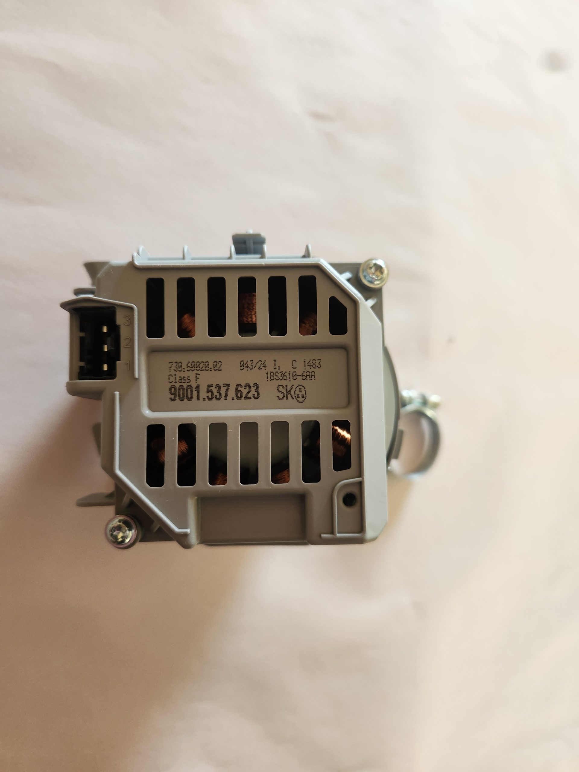 12014980 Genuine Bosch Heat Pump - Image 2